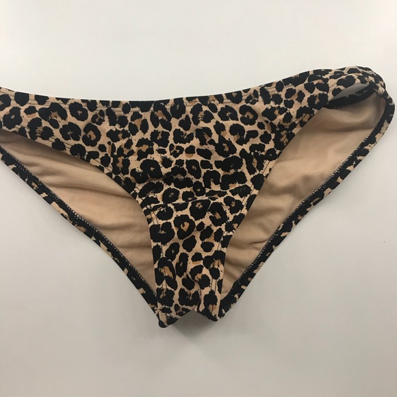 Cheetah print push up bikini - Picture 3 of 5